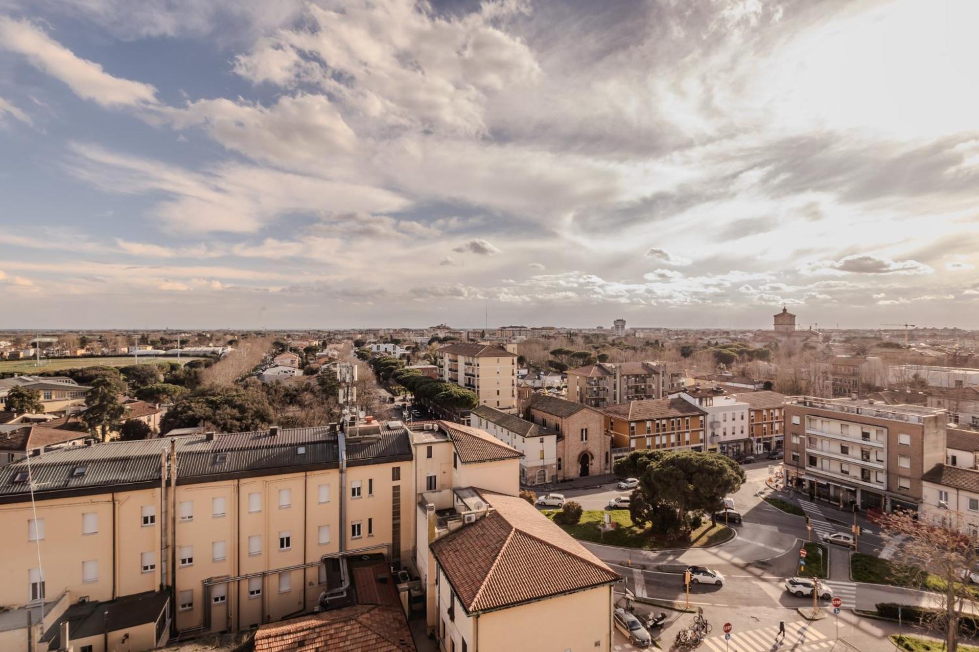 Ravenna Sky View Apartment エクステリア 写真